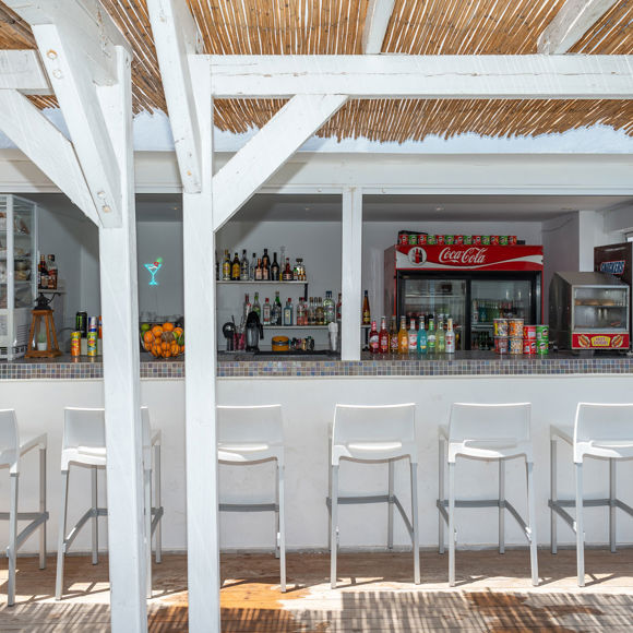 Iliada Odysseas Resort Santorini POOL BAR