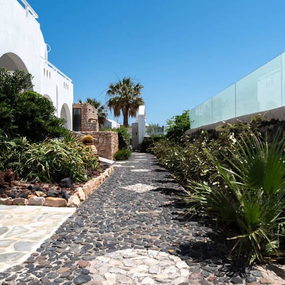 Iliada Odysseas Resort Santorini 6170